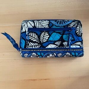 Vera Bradley wallet